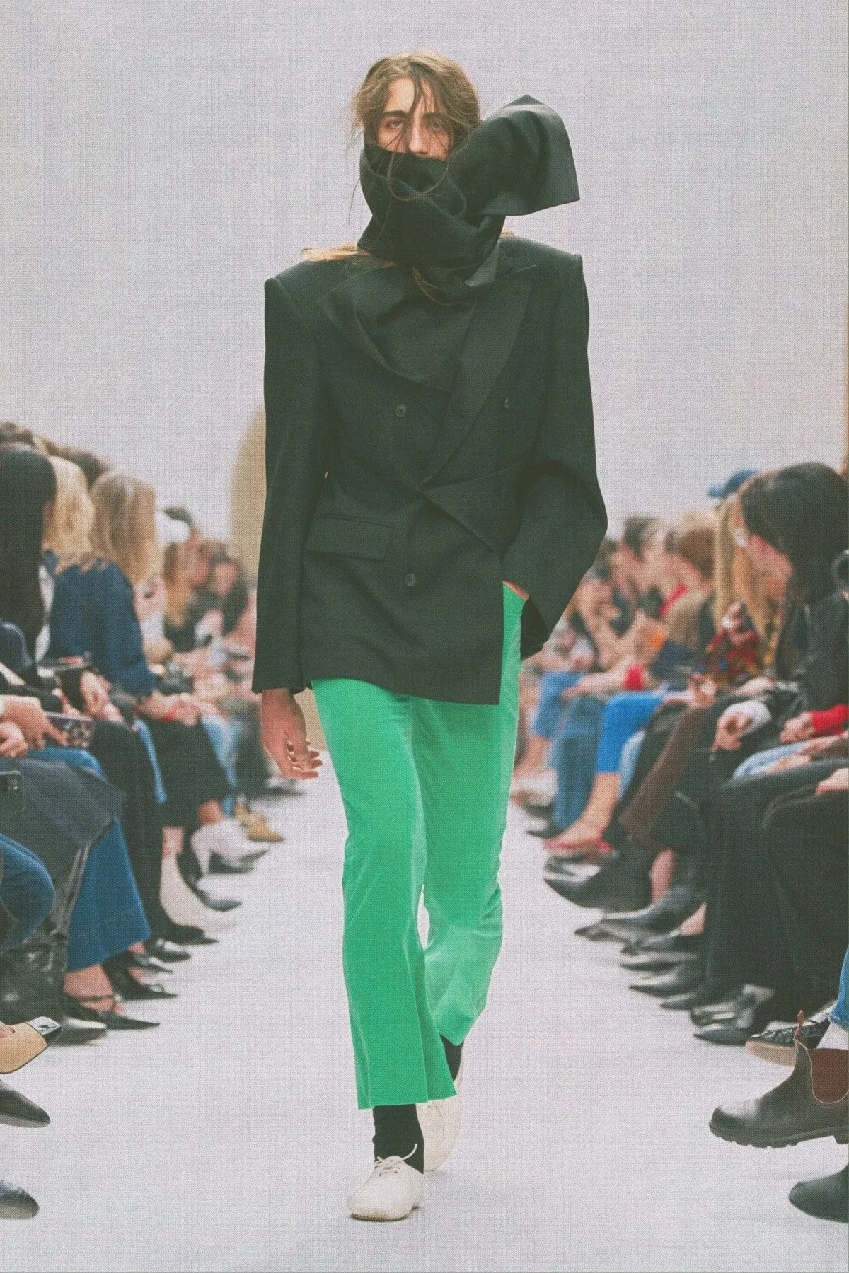 CELINE automne 2026 : Michael Rider relance la silhouette masculine ajustée