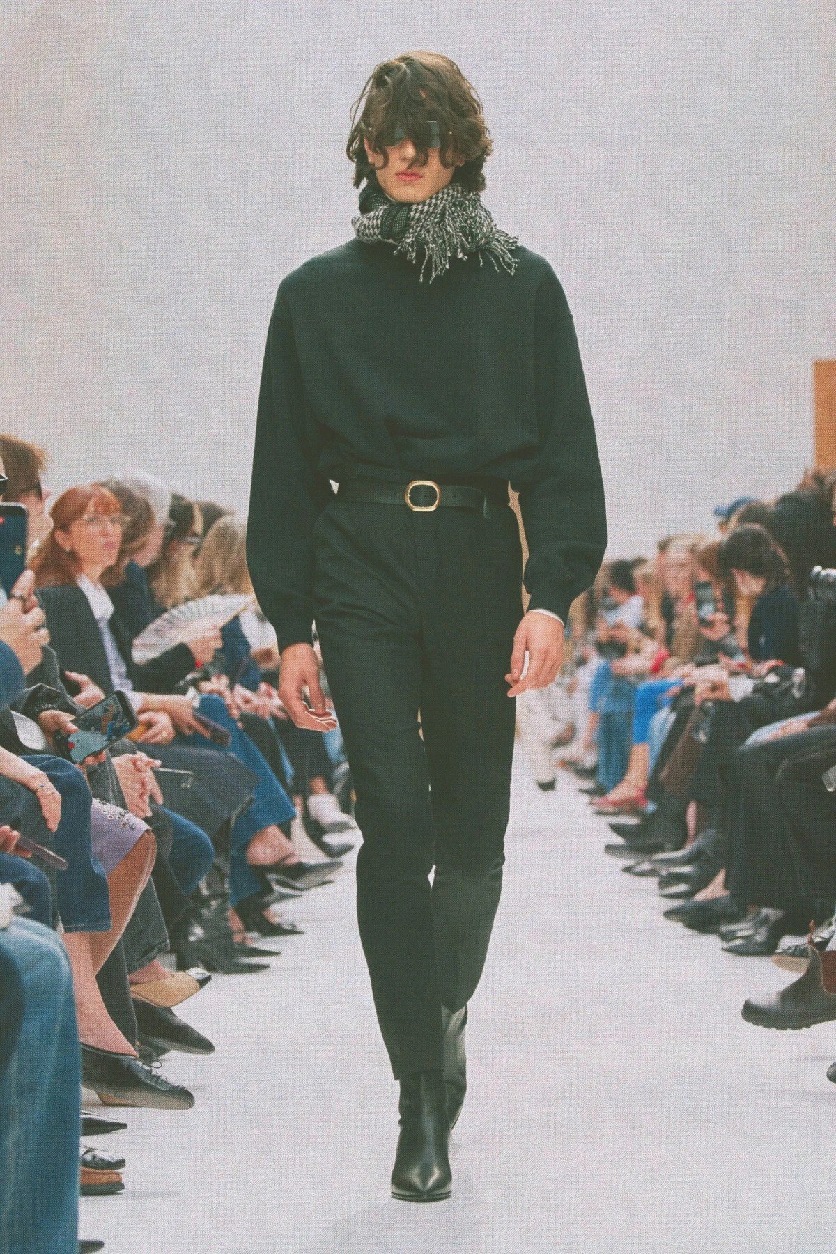 CELINE automne 2026 : Michael Rider relance la silhouette masculine ajustée