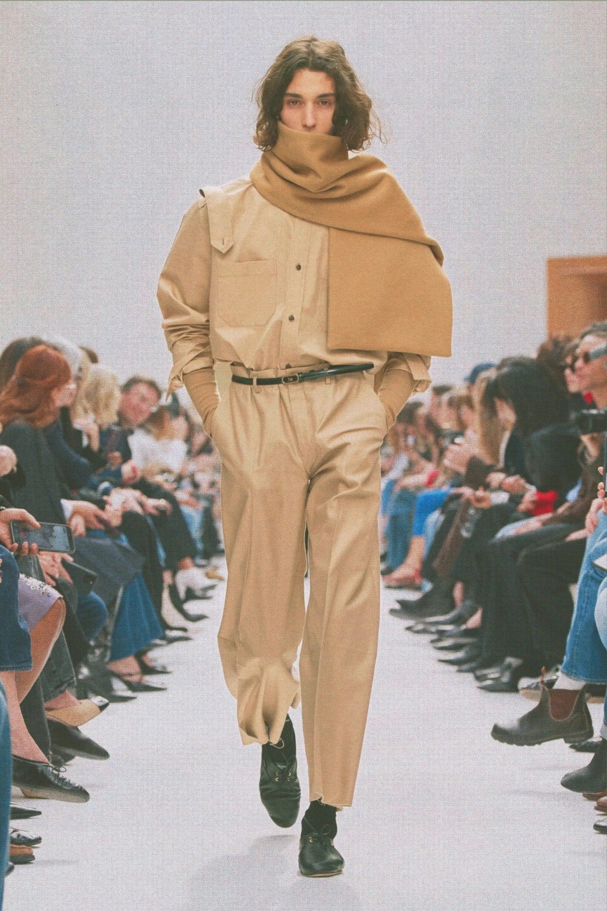 CELINE automne 2026 : Michael Rider relance la silhouette masculine ajustée