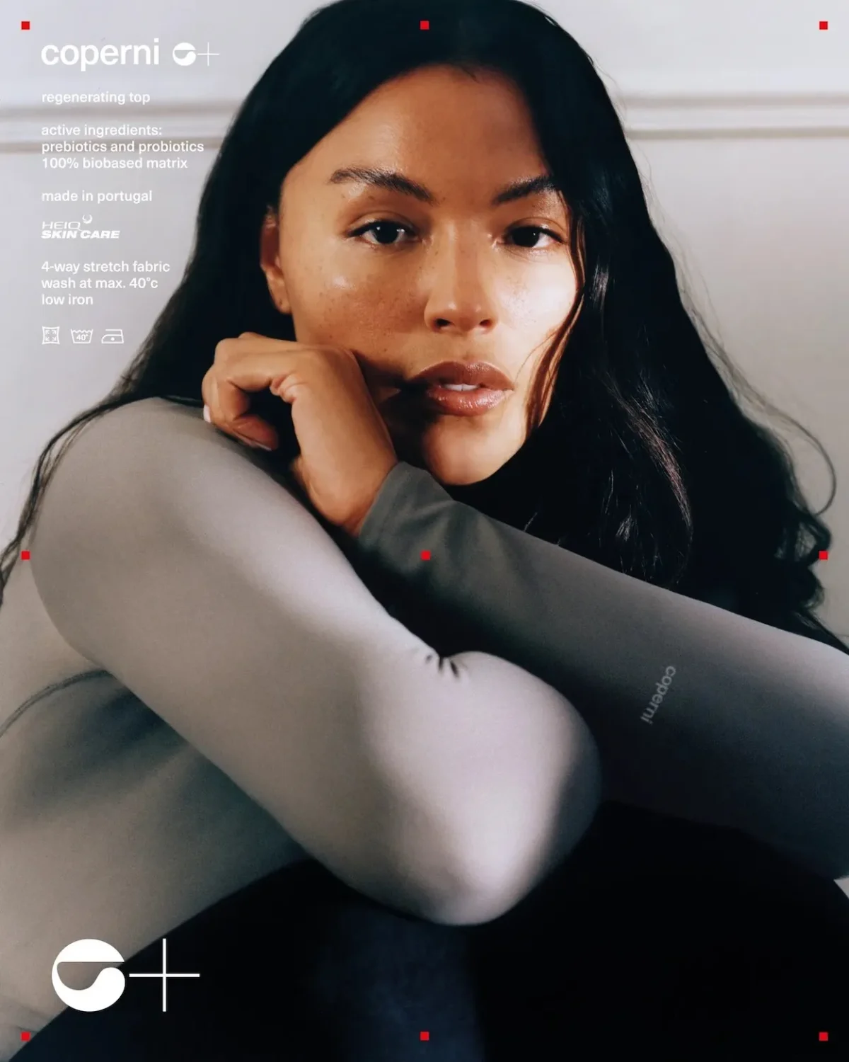 Coperni Tissus prebiotiques et probiotiques 1 Avec l'intégration de tissus prébiotiques et probiotiques dans ses vêtements, Coperni signe la révolution du carewear masculin