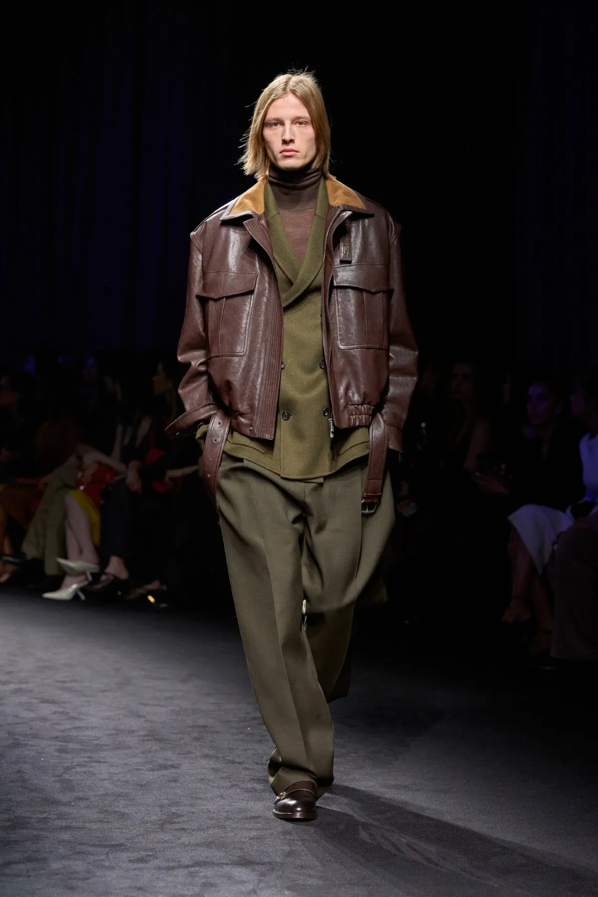 Ferragamo automne 2026 : le vestiaire marin réinterprété en dandy contemporain