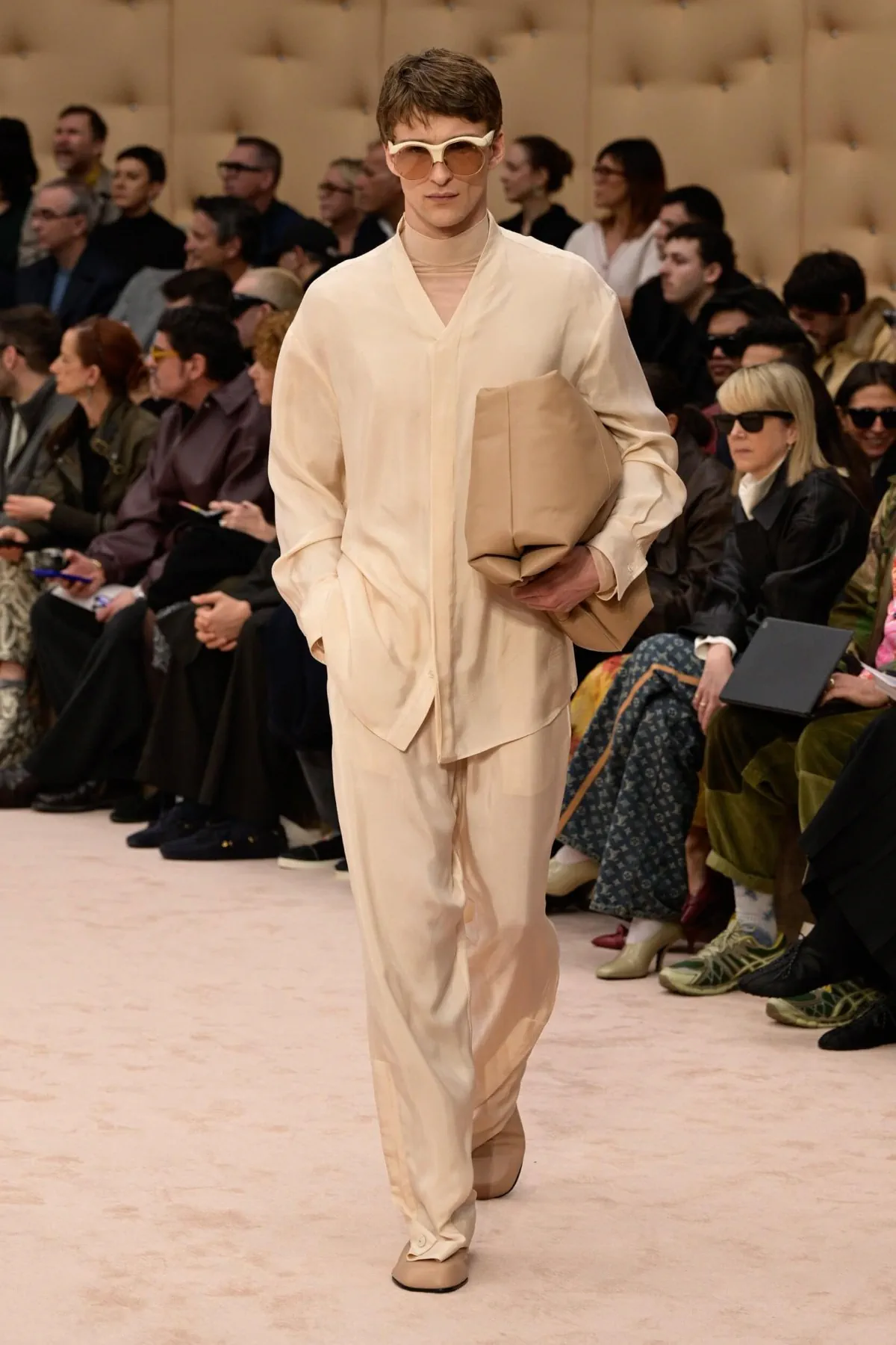 Ferrari Fall Winter 2026 Milan Fashion Week 3 Ferrari automne 2026 : comment Rocco Iannone transforme la peau en architecture masculine