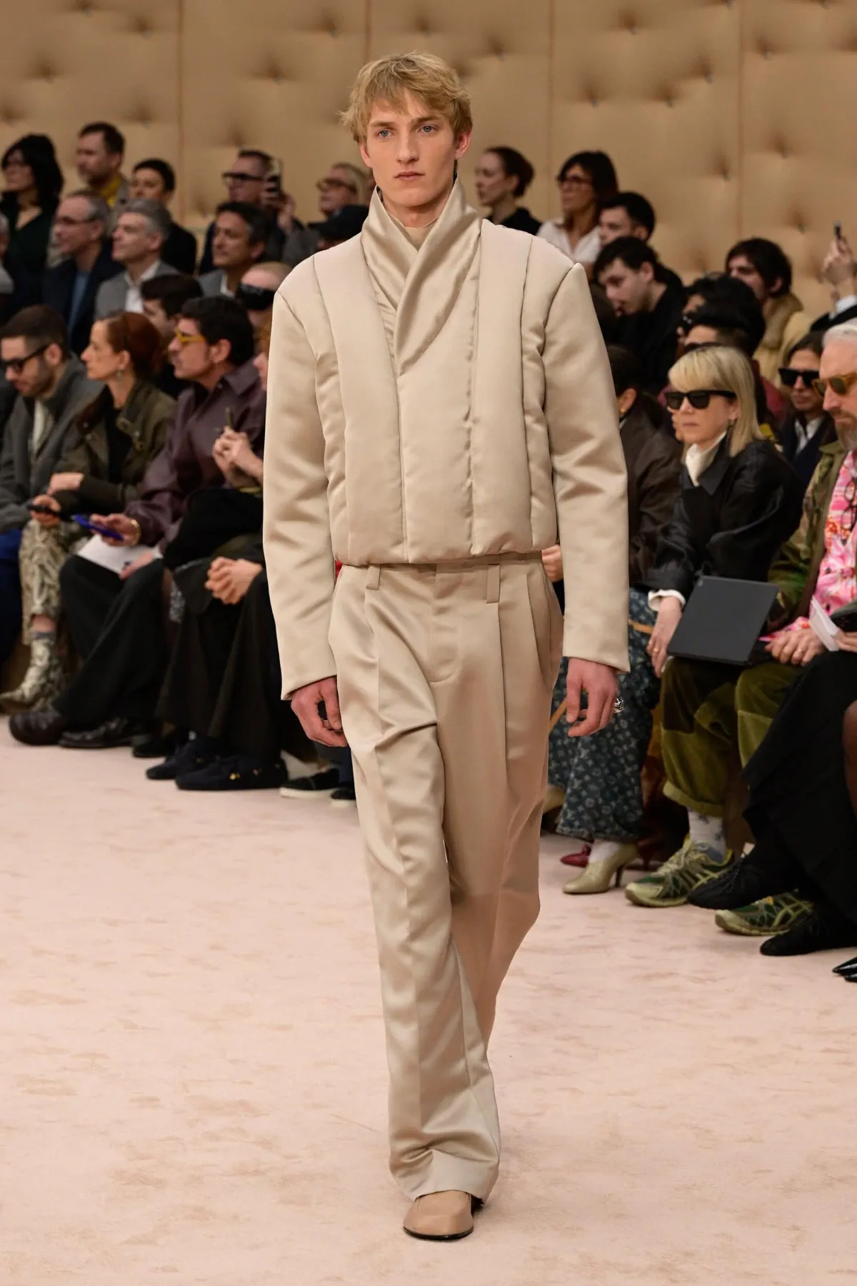 Ferrari Fall Winter 2026 Milan Fashion Week 4 Ferrari automne 2026 : comment Rocco Iannone transforme la peau en architecture masculine