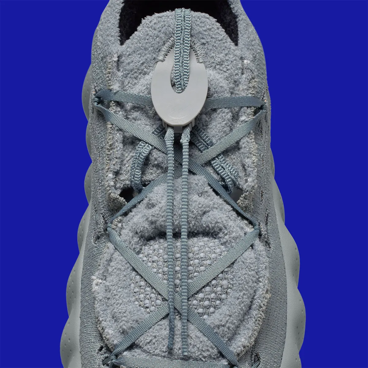 Fragment Design x Nike Mind 002 arrive : deux coloris, un mythe en marche