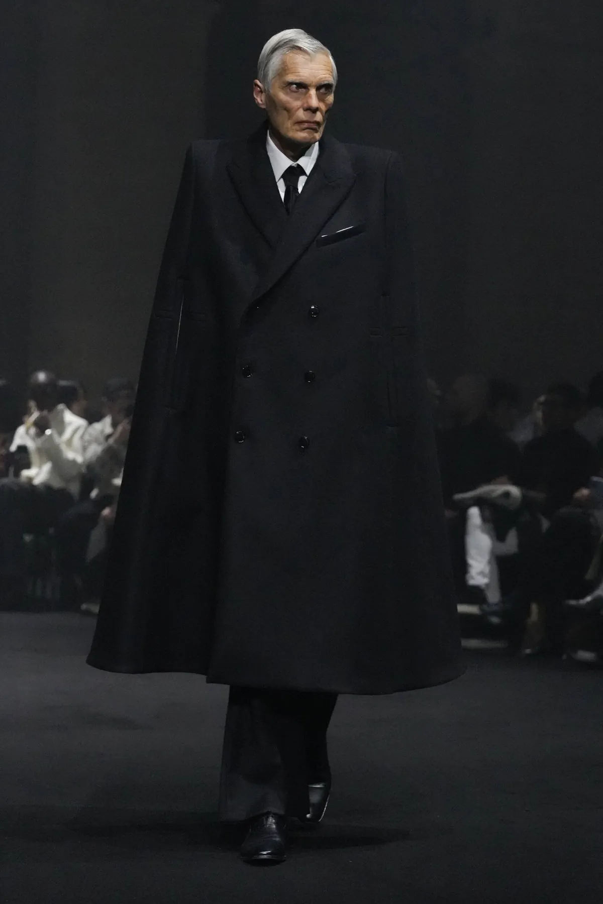 Matières Fécales transforme la collection automne 2026 en réquisitoire contre le pouvoir de l'argent