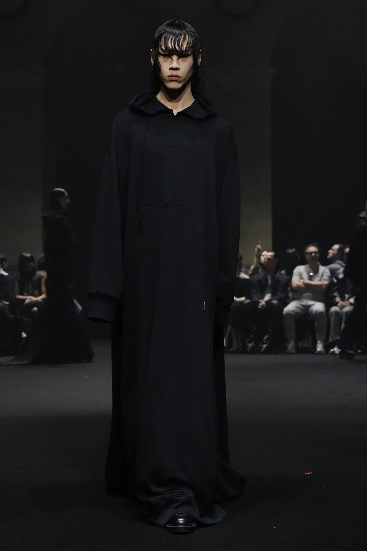 Matières Fécales transforme la collection automne 2026 en réquisitoire contre le pouvoir de l'argent