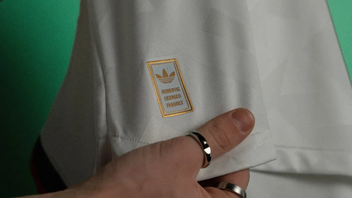 Mexique Maillot exterieur x adidas Coupe du monde 2026 FIFA 6 Le maillot extérieur du Mexique pour le Mondial 2026 revisite des racines préhispaniques du pays