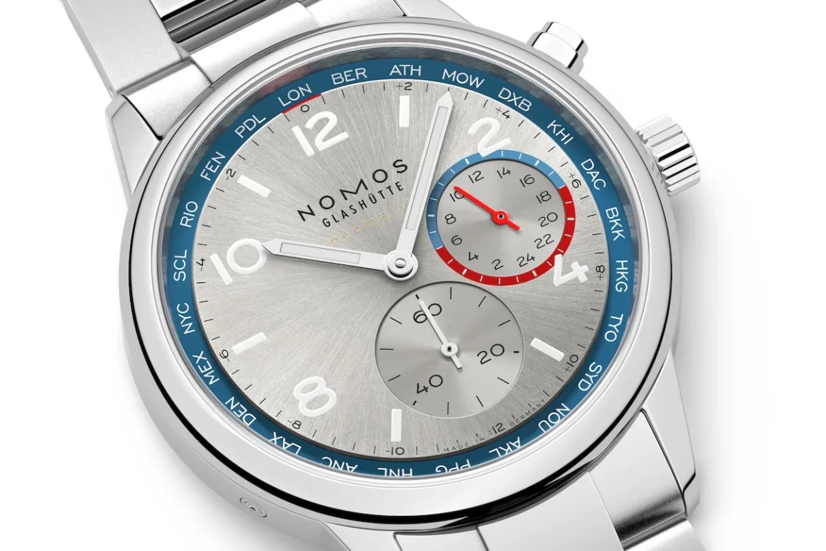 NOMOS Club Sport neomatik Worldtimer silver récompensée par le iF Design Award 2026