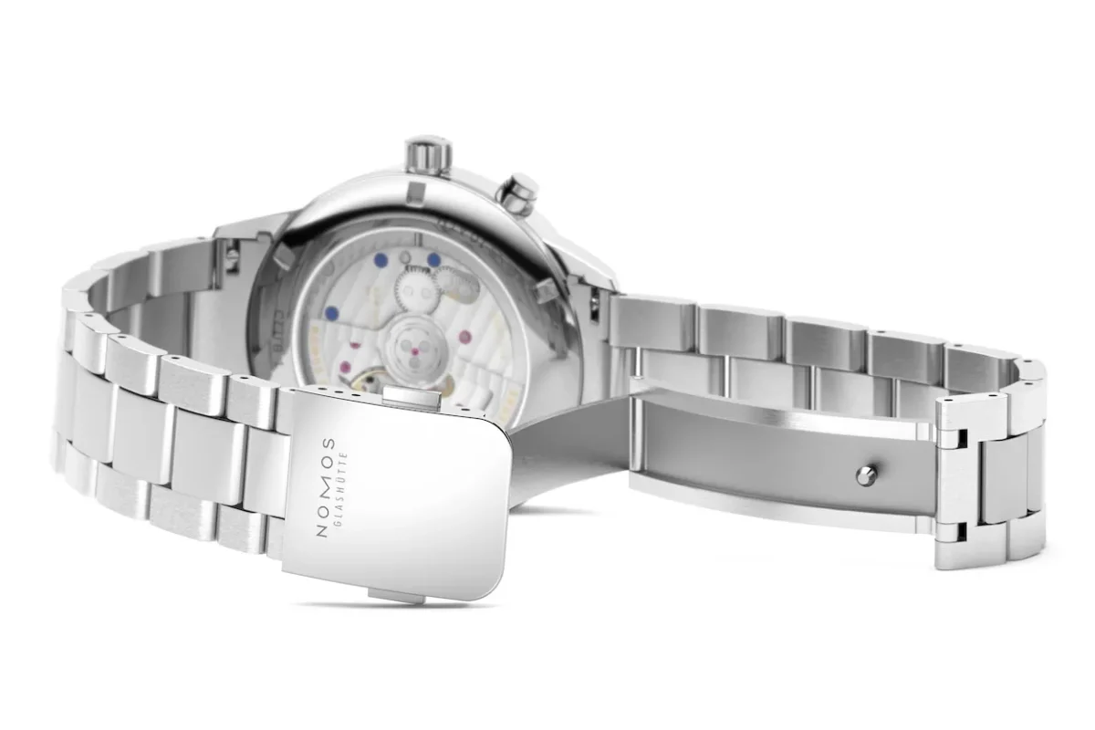 NOMOS Club Sport neomatik Worldtimer silver récompensée par le iF Design Award 2026