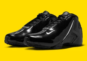 La Nike Zoom Hyperflight « Black » signe un retour d’une icône Y2K radicale