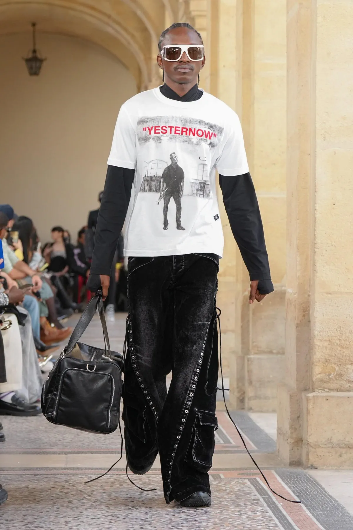 Off-White automne 2026 revisite l’héritage de Miles Davis entre jazz et streetwear