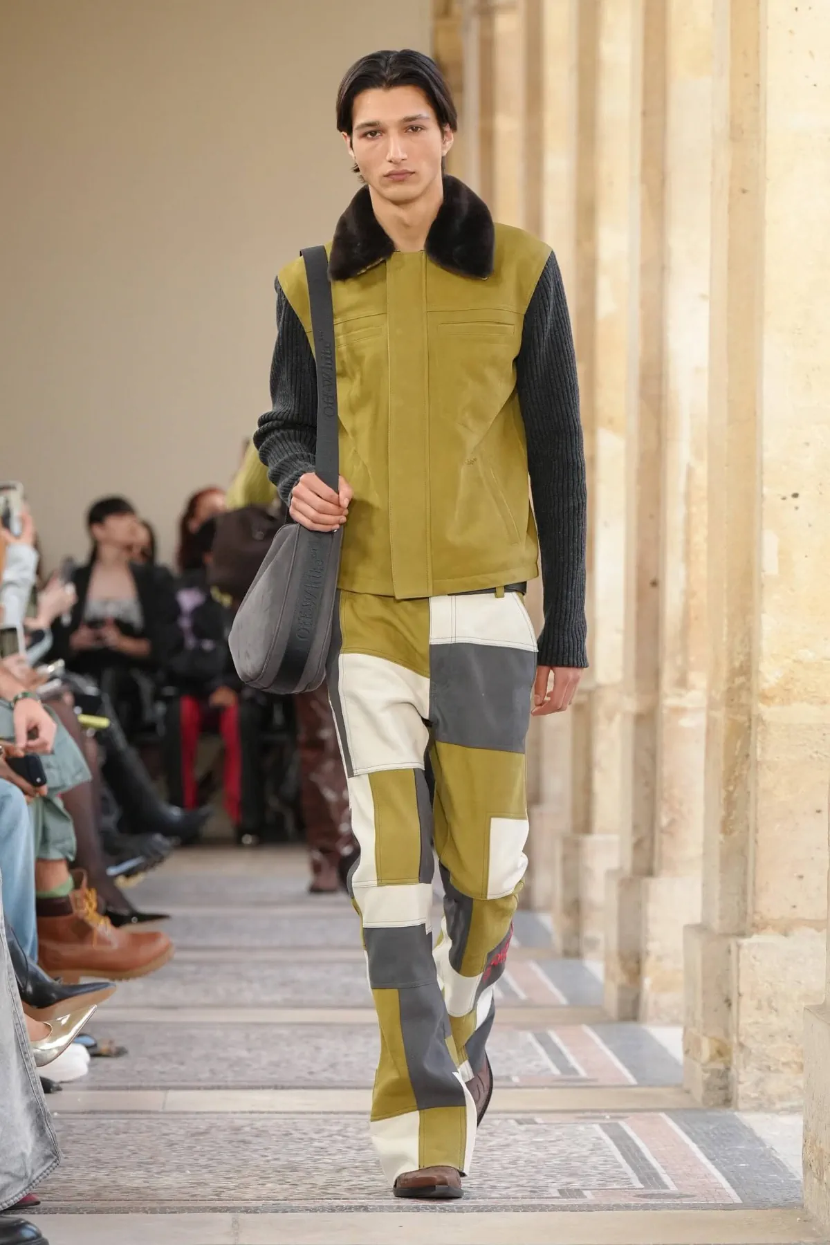 Off-White automne 2026 revisite l’héritage de Miles Davis entre jazz et streetwear