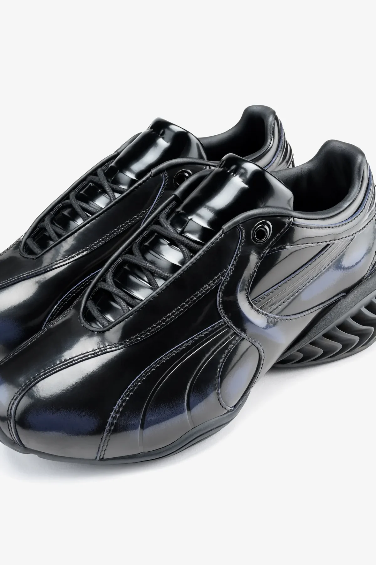 PUMA x J.L-A.L CELL Geo : la sneaker en cuir qui se patine avec le temps