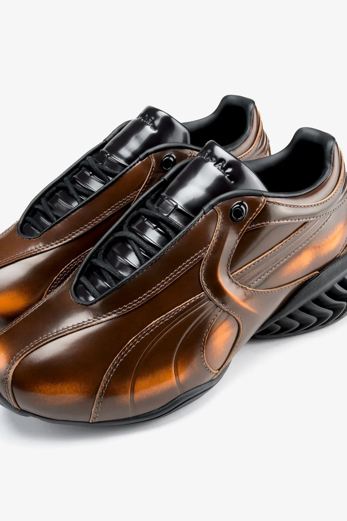 PUMA x J.L-A.L CELL Geo : la sneaker en cuir qui se patine avec le temps