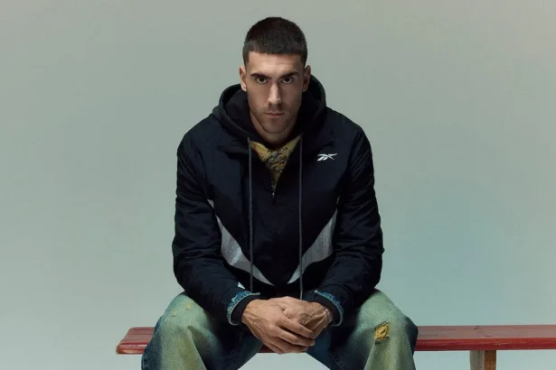 Reebok signe Dušan Vlahović et relance sa conquête du football mondial