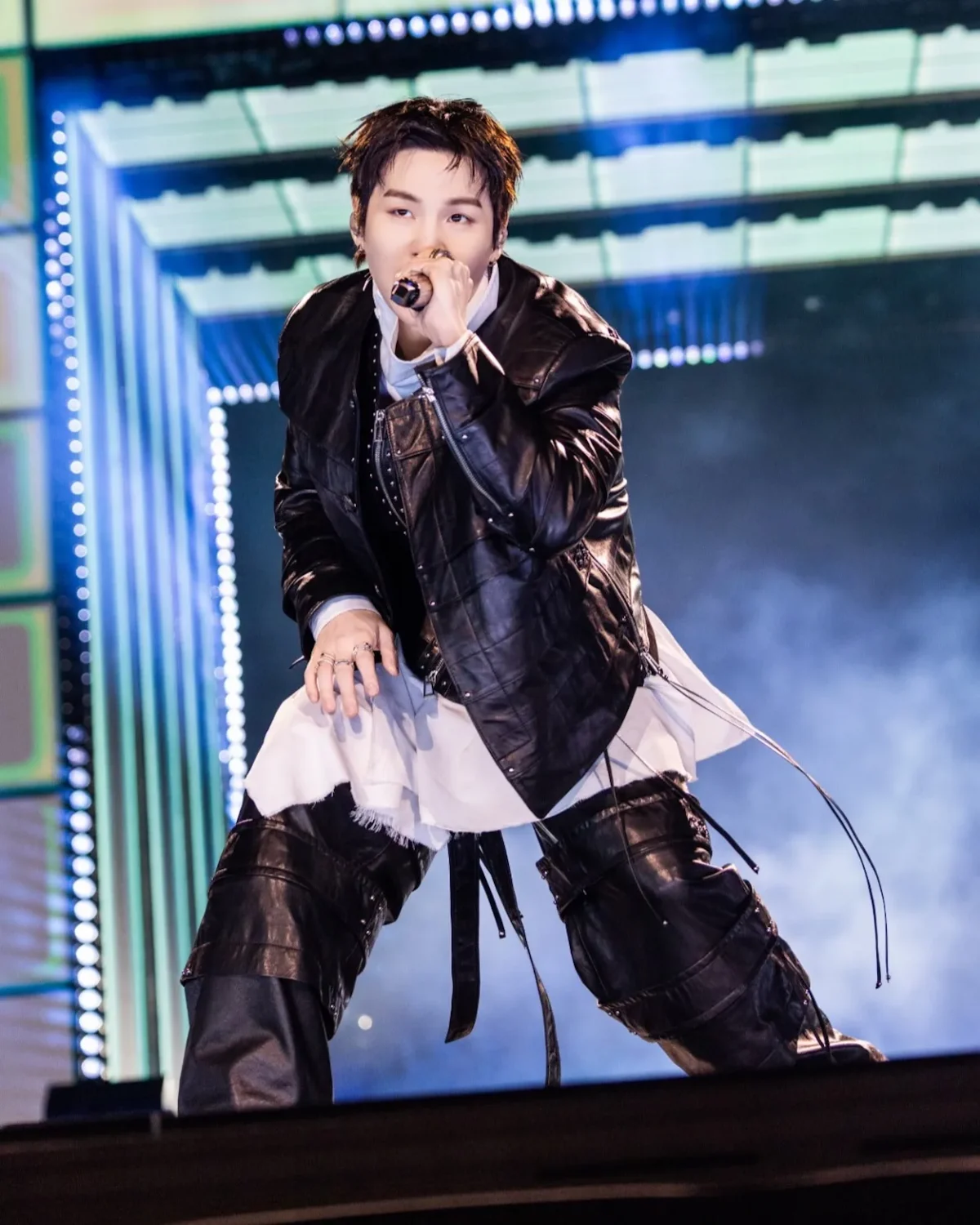 SONGZIO Collection exclusive pour BTS SUGAR SONGZIO habille BTS pour leur retour historique sur scène