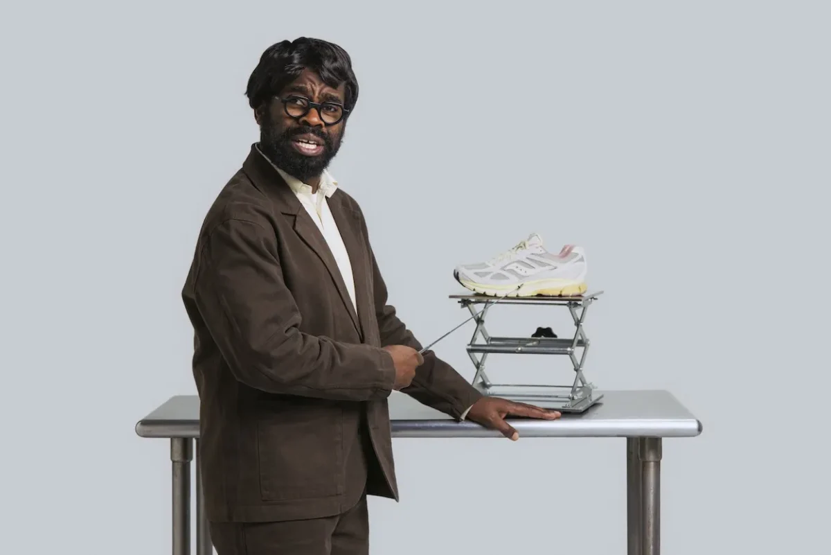 Saucony x 3sixteen Guide 7 : une sneaker rétro inspirée des ordinateurs vintage