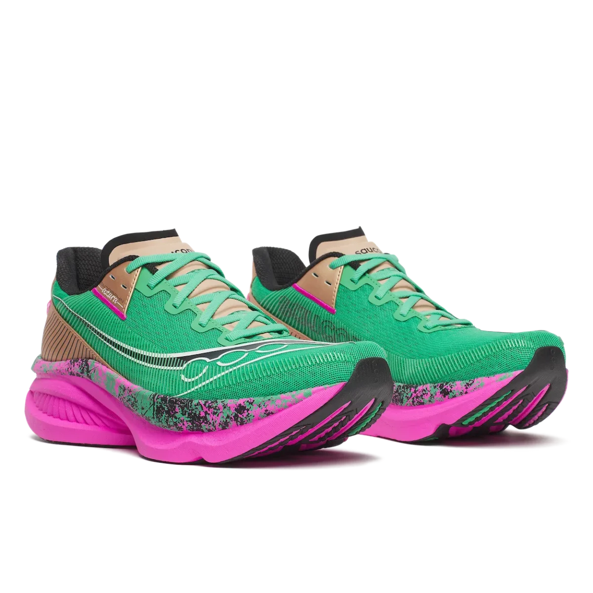 Le nouveau pack Saucony « Hi Octane » réinvente le style running avec l'énergie du motocross