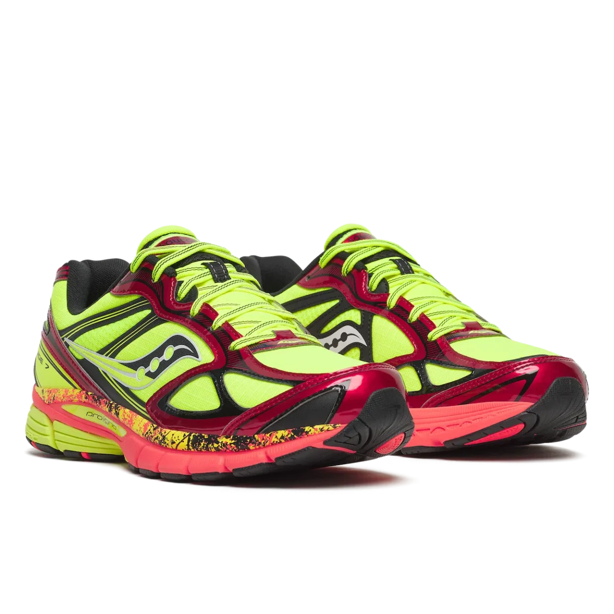 Le nouveau pack Saucony « Hi Octane » réinvente le style running avec l'énergie du motocross