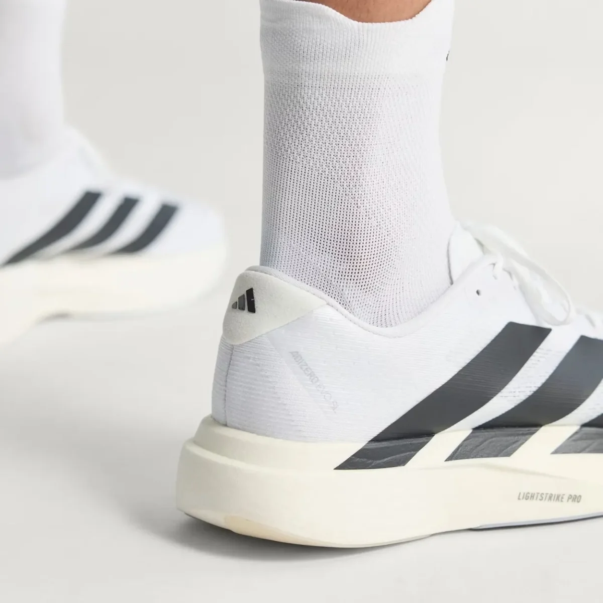 L'adidas Evo SL est devenue un phénomène mondial, avec près de 10 millions de paires vendues