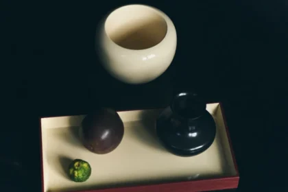 ara Home x Colin King lancent une collection d’objets sculpturaux pensée pour durer