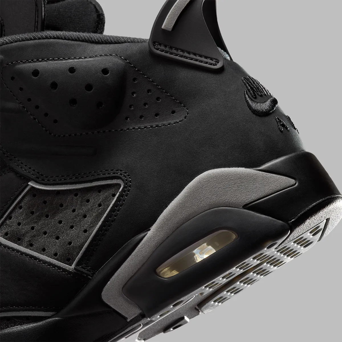 La Air Jordan 6 « Cap and Gown » revisite le mythe de 1991 avec des finitions de luxe