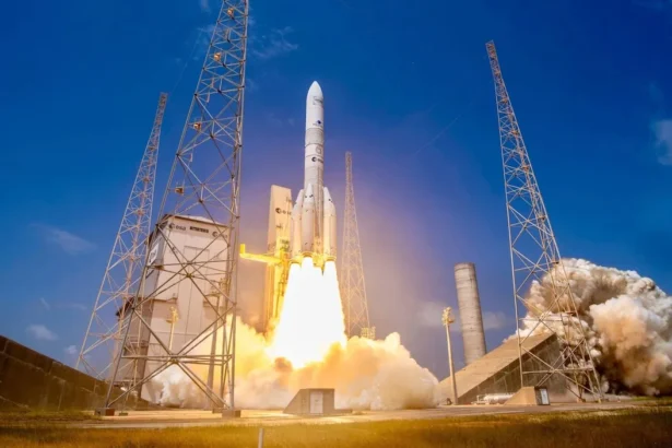 Amazon rachète Globalstar pour connecter les iPhone par satellite dès 2026