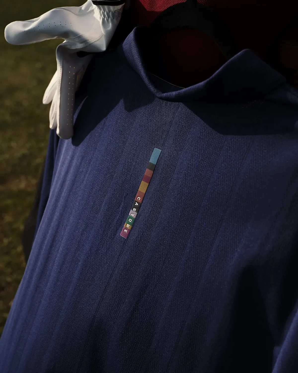 Paul Smith et Castore dévoilent une collection de golf technique et élégante