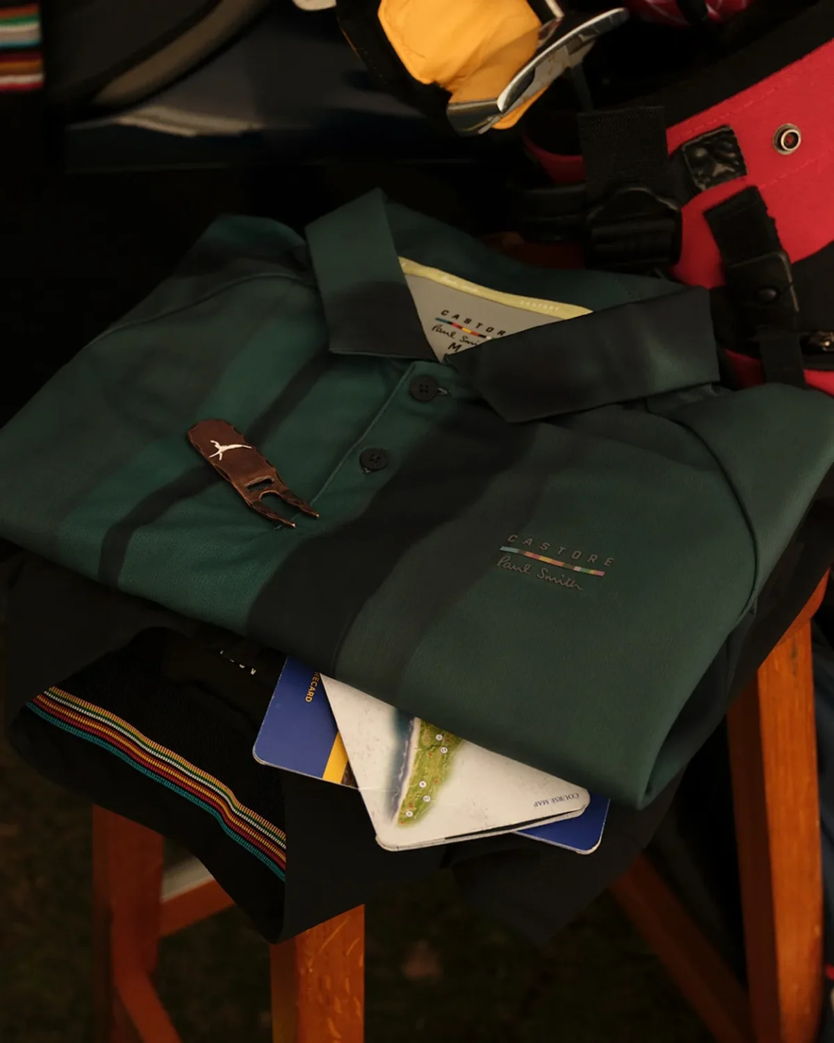 Paul Smith et Castore dévoilent une collection de golf technique et élégante