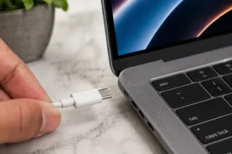 Le port de recharge USB-C est désormais obligatoire pour tous les ordinateurs portables vendus dans l'Hexagone
