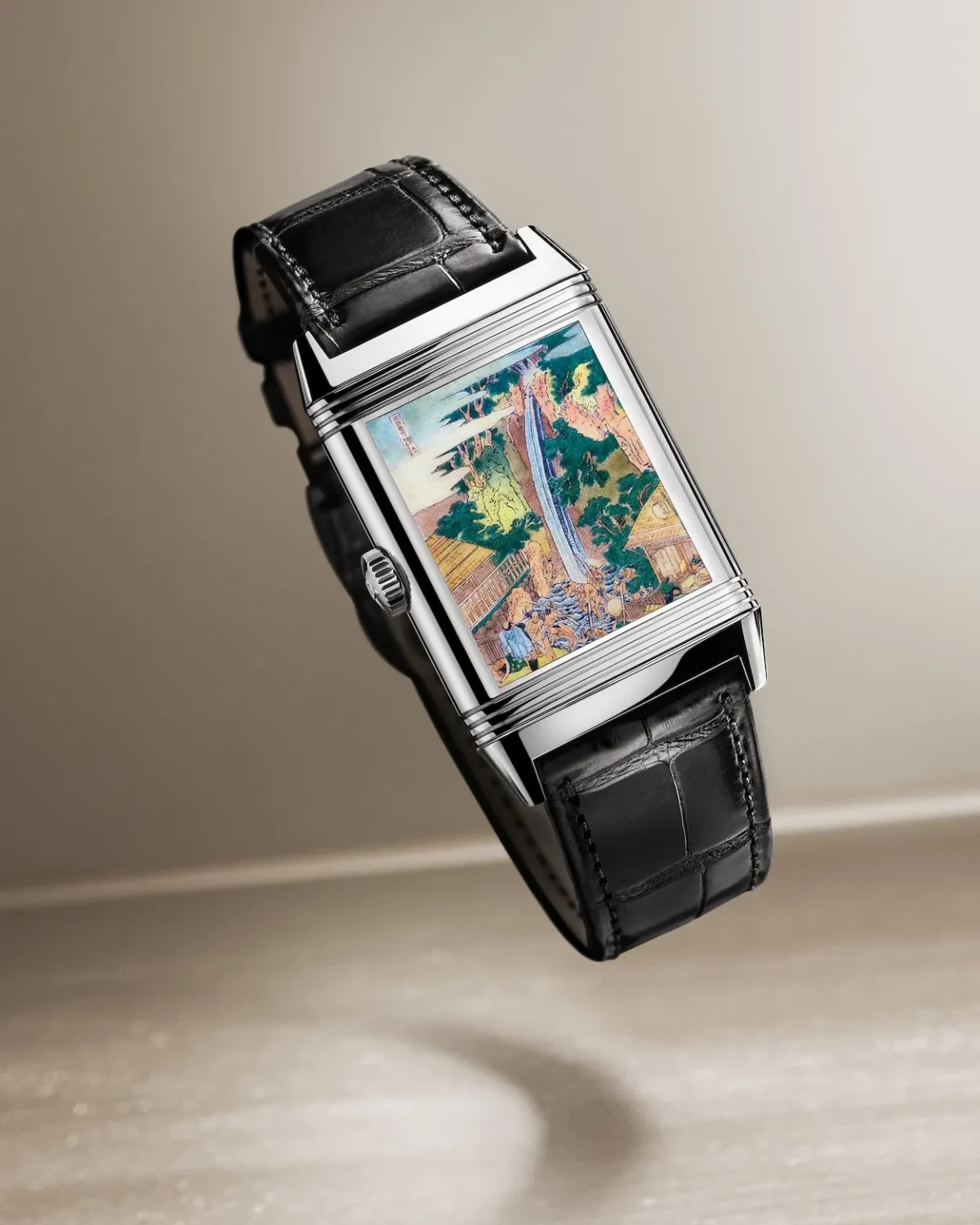 Jaeger LeCoultre Reverso Tribute Enamel Hokusai Waterfalls 2 Les Jaeger-LeCoultre Reverso Tribute Enamel Hokusai Waterfalls achèvent un hommage unique à l’art japonais