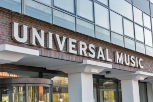 Le financier milliardaire Bill Ackman veut avaler Universal Music pour 64 milliards de dollars