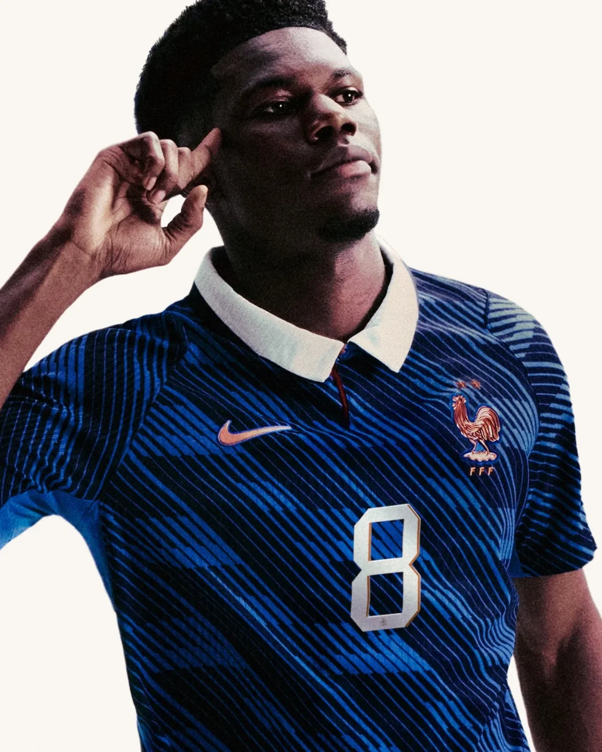 Nike Football dévoile les tenues de l'équipe de France pour le Mondial 2026 avec un coloris vert inédit