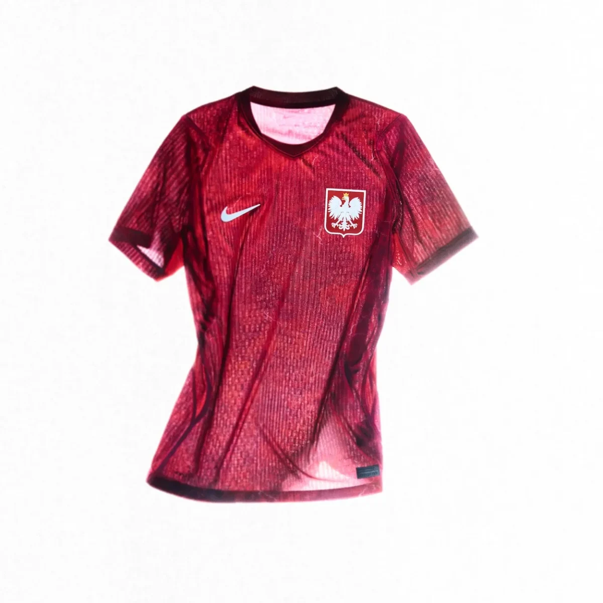 Nike Football Tenues de lequipe de Pologne Mondial 2026 3 Les supporters de l'équipe de Pologne pourront bien arborer leurs maillots de la Coupe du monde 2026, mais... depuis leur canapé