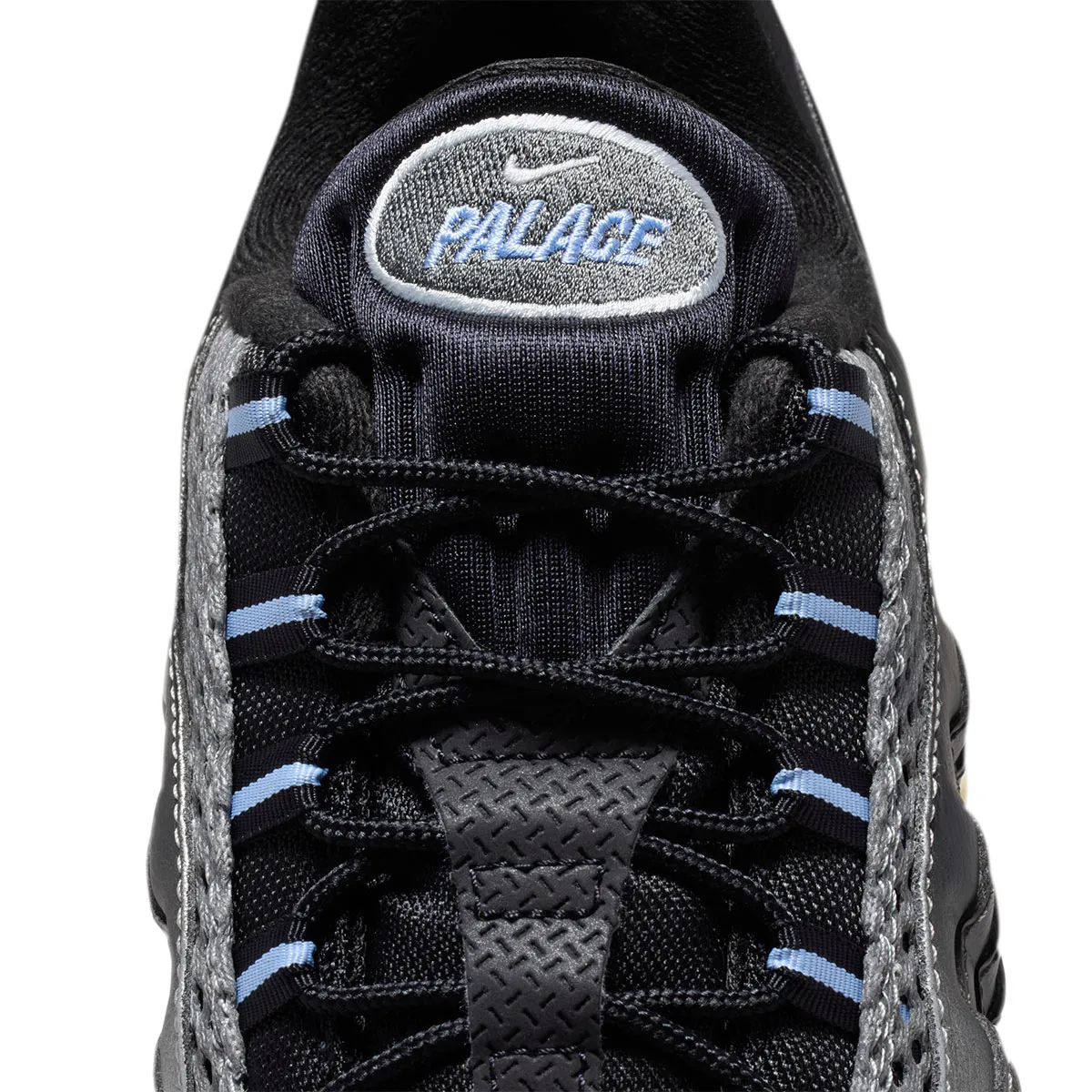 Palace x Nike Air Max 95 8 Palace et Nike signent une nouvelle Air Max 95 Big Bubble déjà culte