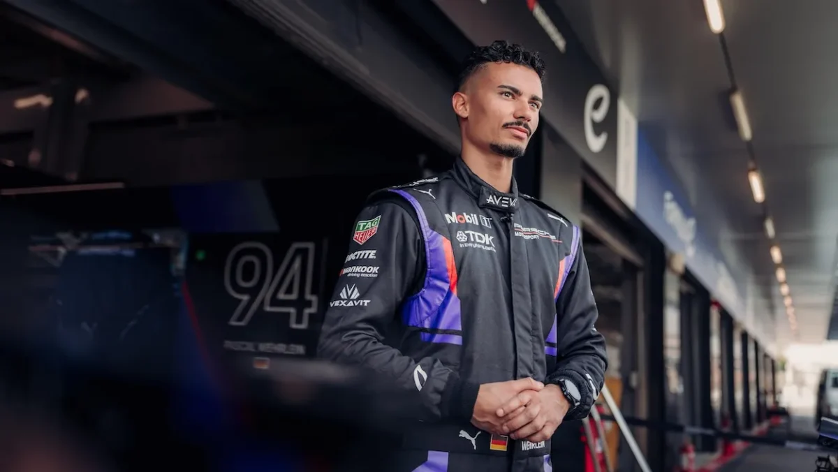 Porsche dévoile la Formula E race car 975 RSE pour dominer l'ère des monoplaces GEN4