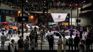 Au salon de l'automobile de Pékin 2026, les constructeurs chinois partent à l'assaut du luxe européen