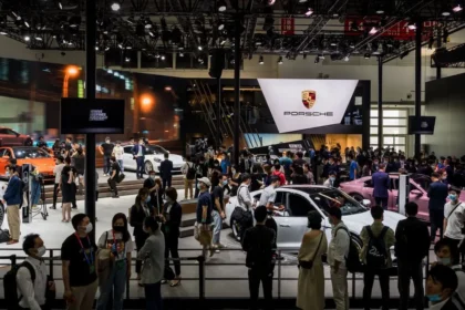 Au salon de l'automobile de Pékin 2026, les constructeurs chinois partent à l'assaut du luxe européen