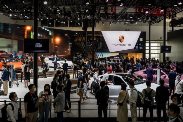 Au salon de l'automobile de Pékin 2026, les constructeurs chinois partent à l'assaut du luxe européen