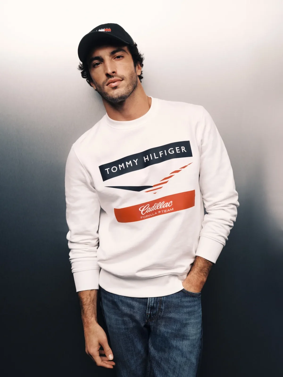 Tommy Hilfiger scelle un partenariat officiel avec la Cadillac F1