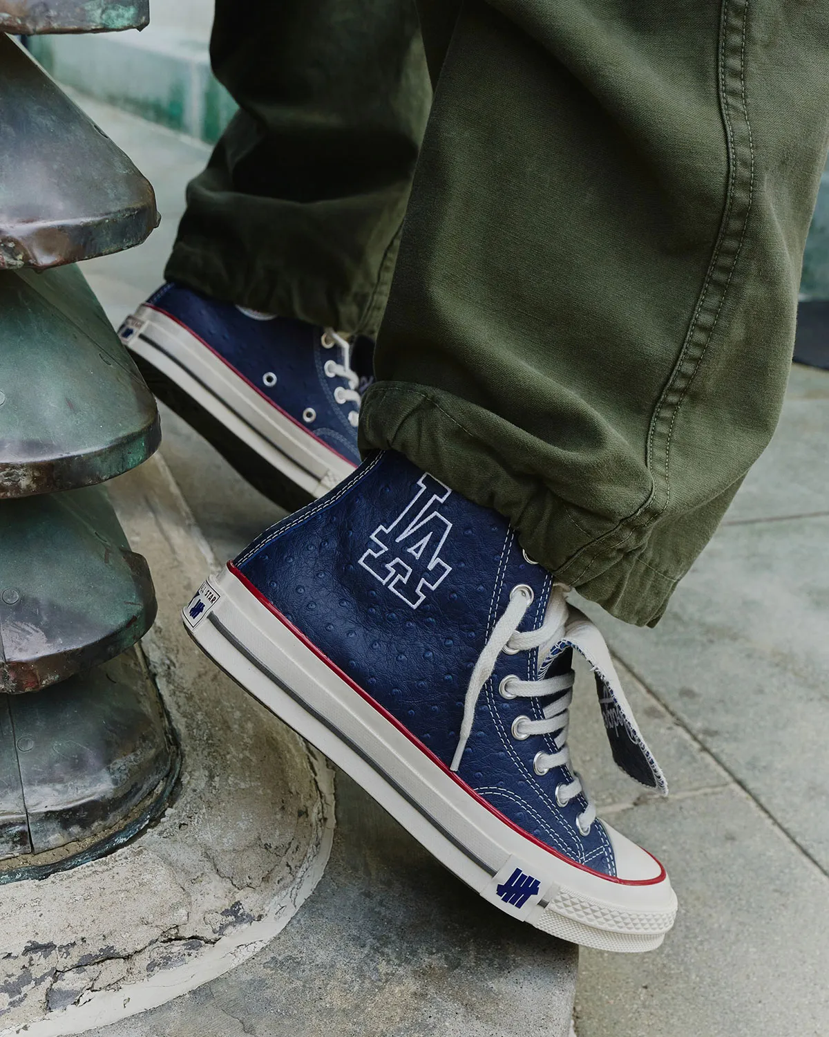 La nouvelle Converse Chuck 70 « LA Dodgers » signée UNDEFEATED célèbre le titre mondial de Los Angeles