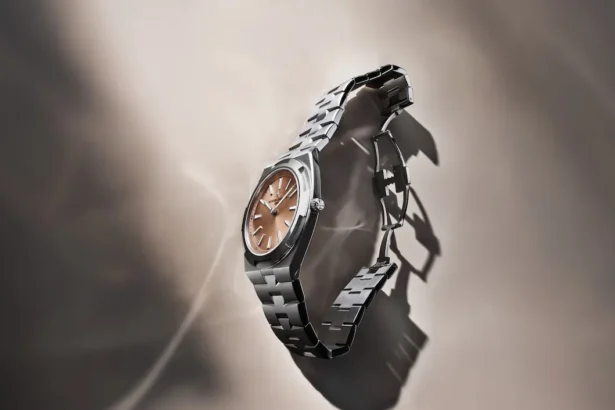 Watches and Wonders 2026 - Vacheron Constantin dévoile le Calibre 2550 pour réinventer l'Overseas ultra-plate