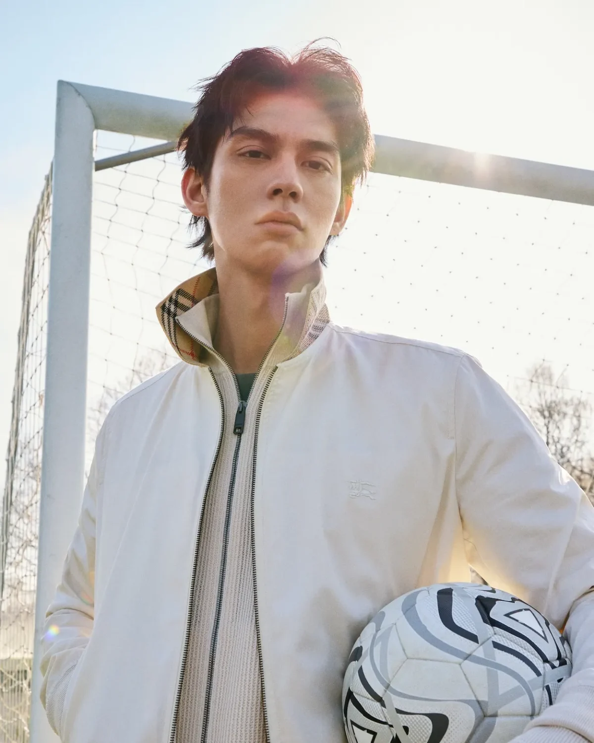 Burberry célèbre la culture du football avec sa campagne automne 2026 « A Good Sport »