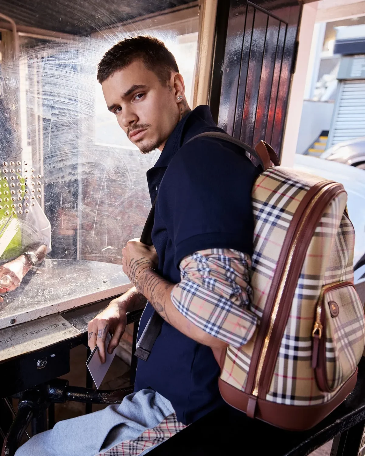 Burberry célèbre la culture du football avec sa campagne automne 2026 « A Good Sport »