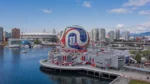 Vancouver transforme le Science World en ballon géant de la Coupe du monde 2026