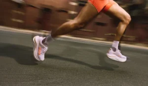 La HOKA Skyward X 2 transforme chaque sortie en expérience de grand luxe running
