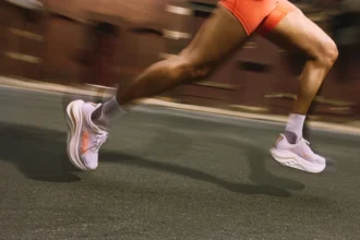 La HOKA Skyward X 2 transforme chaque sortie en expérience de grand luxe running