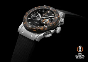 Aston Villa sur le toit de l'Europe, Hublot immortalise un sacre historique en titane et carbone