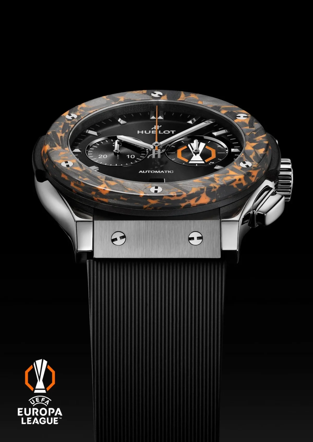Aston Villa sur le toit de l'Europe, Hublot immortalise un sacre historique en titane et carbone