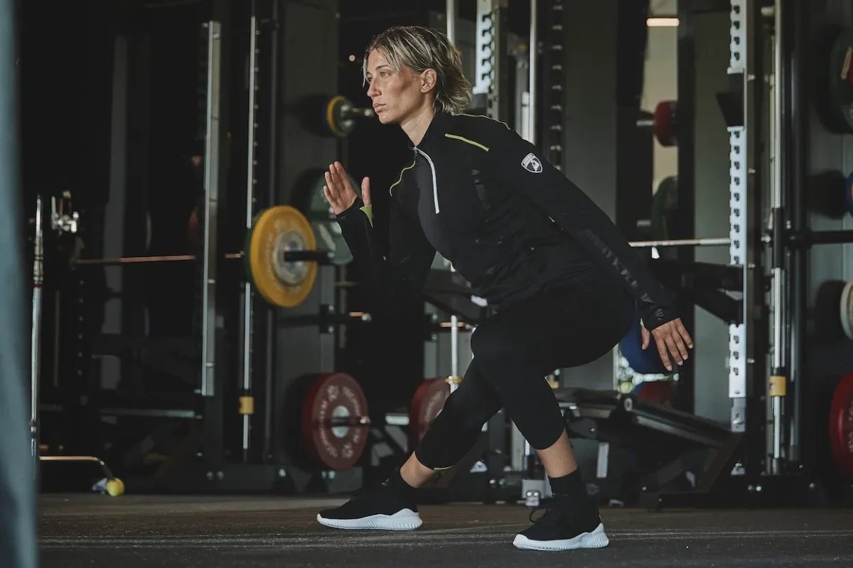 Quand Macron et Automobili Lamborghini réinventent l’activewear de luxe italien